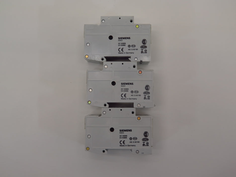 Siemens 5SX25 Circuit Breaker 2 poles lot of 3 - Advance Operations