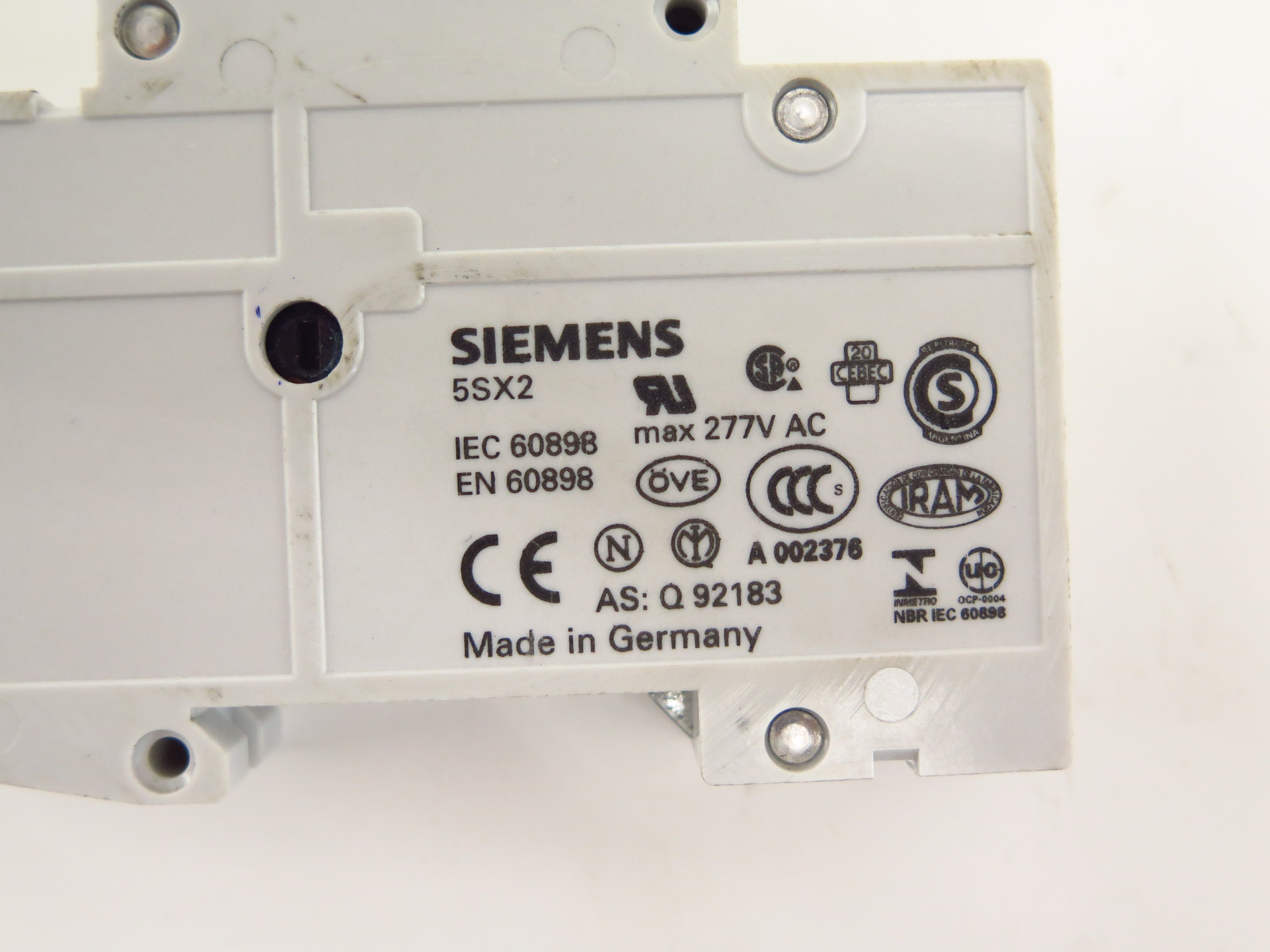 Siemens 5SX2 15 Amps Circuits Breaker - Advance Operations
