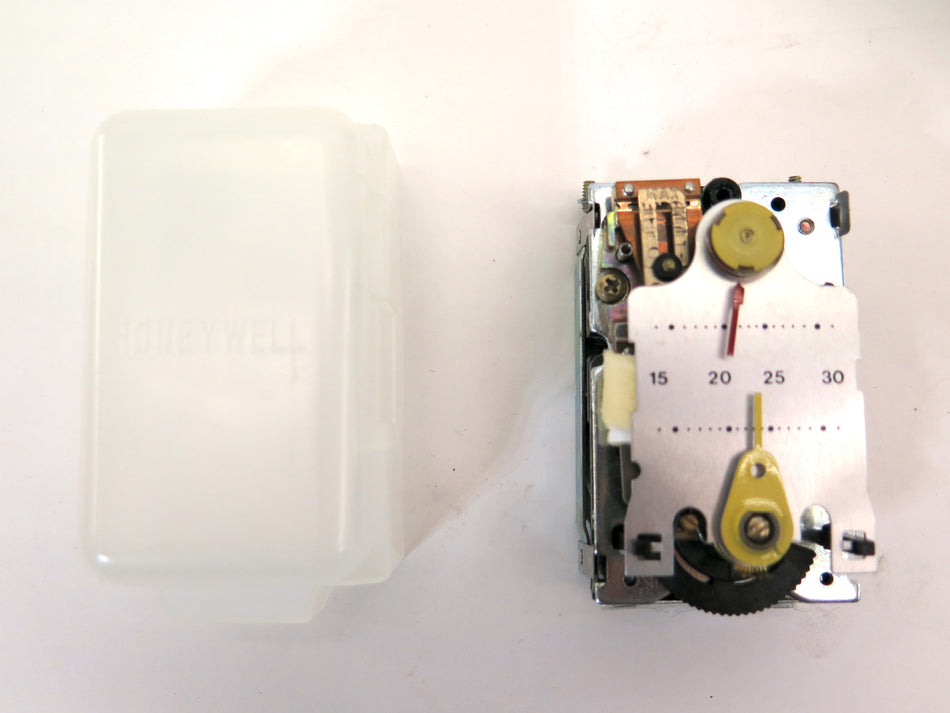 Honeywell TP970A1020 Pneumatic Thermostat Reverse Acting Range 15-30C - Advance Operations