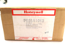 Load image into Gallery viewer, Honeywell P658A1013 Surface Mounted Pneumatic/Electric Switch 10Psi - Advance Operations

