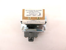 Load image into Gallery viewer, Honeywell P658B1004-1 Electric/Pneumatic Switch 27.5 KPA Set Point 4Psi SER 91 - Advance Operations
