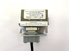 Load image into Gallery viewer, Honeywell P658B1004-1 Electric/Pneumatic Switch 27.5 KPA Set Point 4Psi SER 81 - Advance Operations
