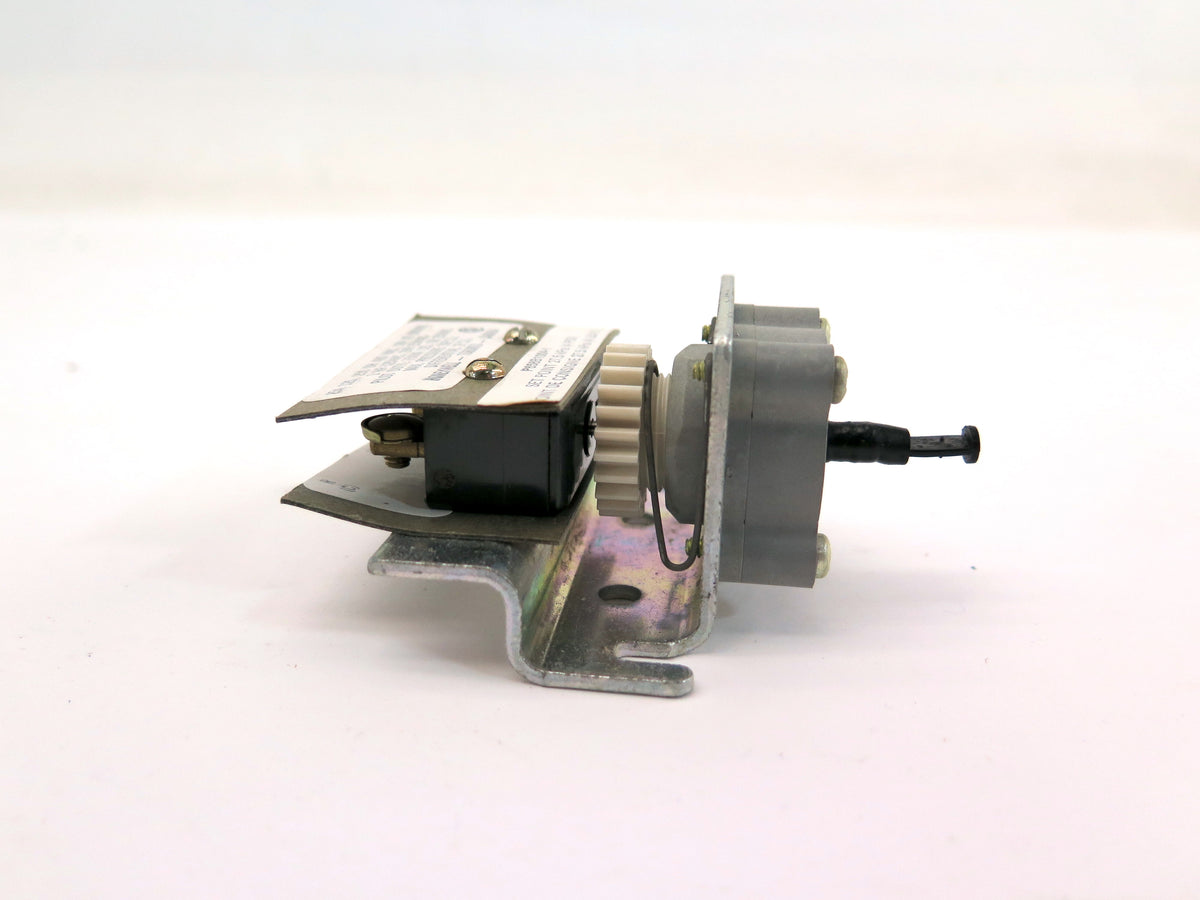 Honeywell P658B1004-1 Electric/Pneumatic Switch 27.5 KPA Set Point 4Psi SER 81 - Advance Operations