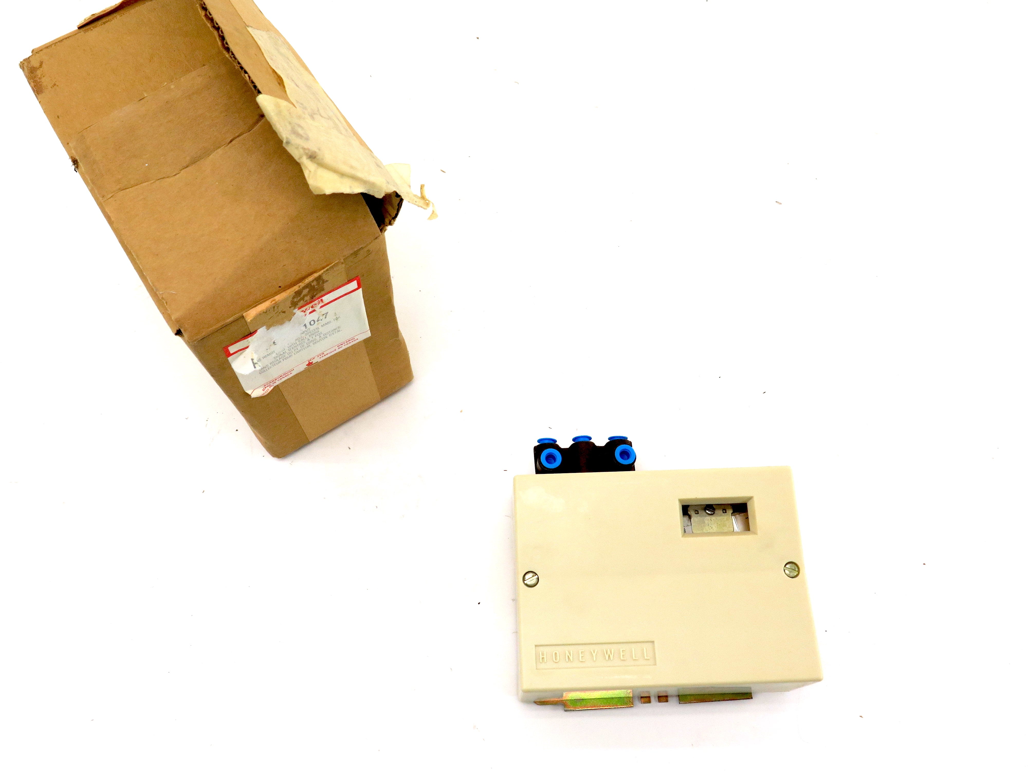Honeywell RP908A-1062 Pneumatic Controller - Advance Operations