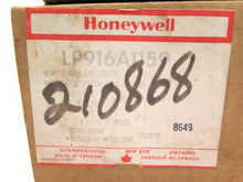Load image into Gallery viewer, Honeywell LP916A1159 Remote Bulb Thermostat - Advance Operations
