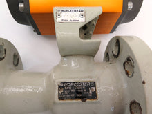 Load image into Gallery viewer, Flowserve Worcester Controls 1-1/2&quot; Ball Valve 2039 80psi 335in/lbs + Actuator - Advance Operations
