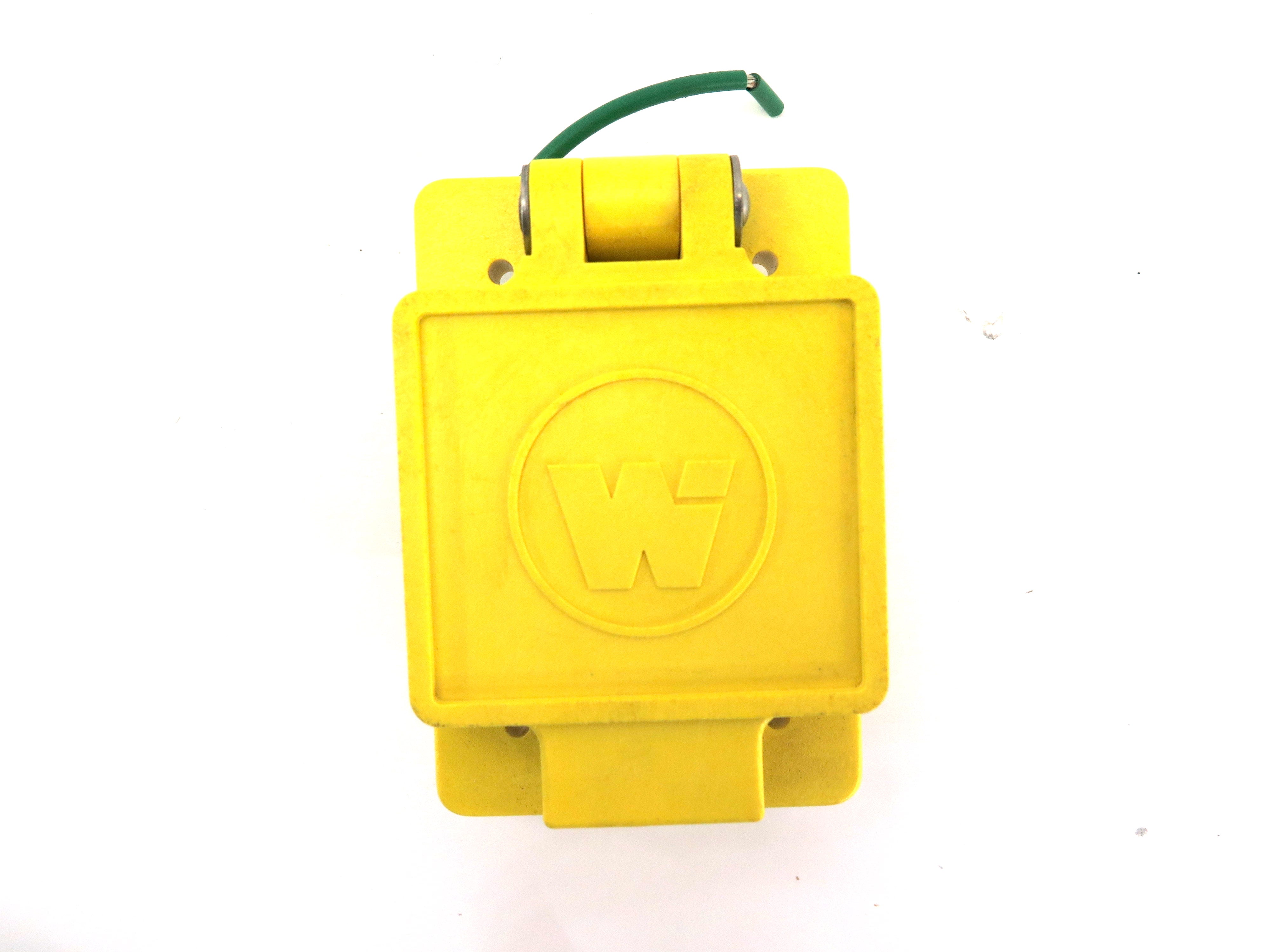 Daniel Woodhead 50-1651 Outlet Receptacle 15A 125V - Advance Operations