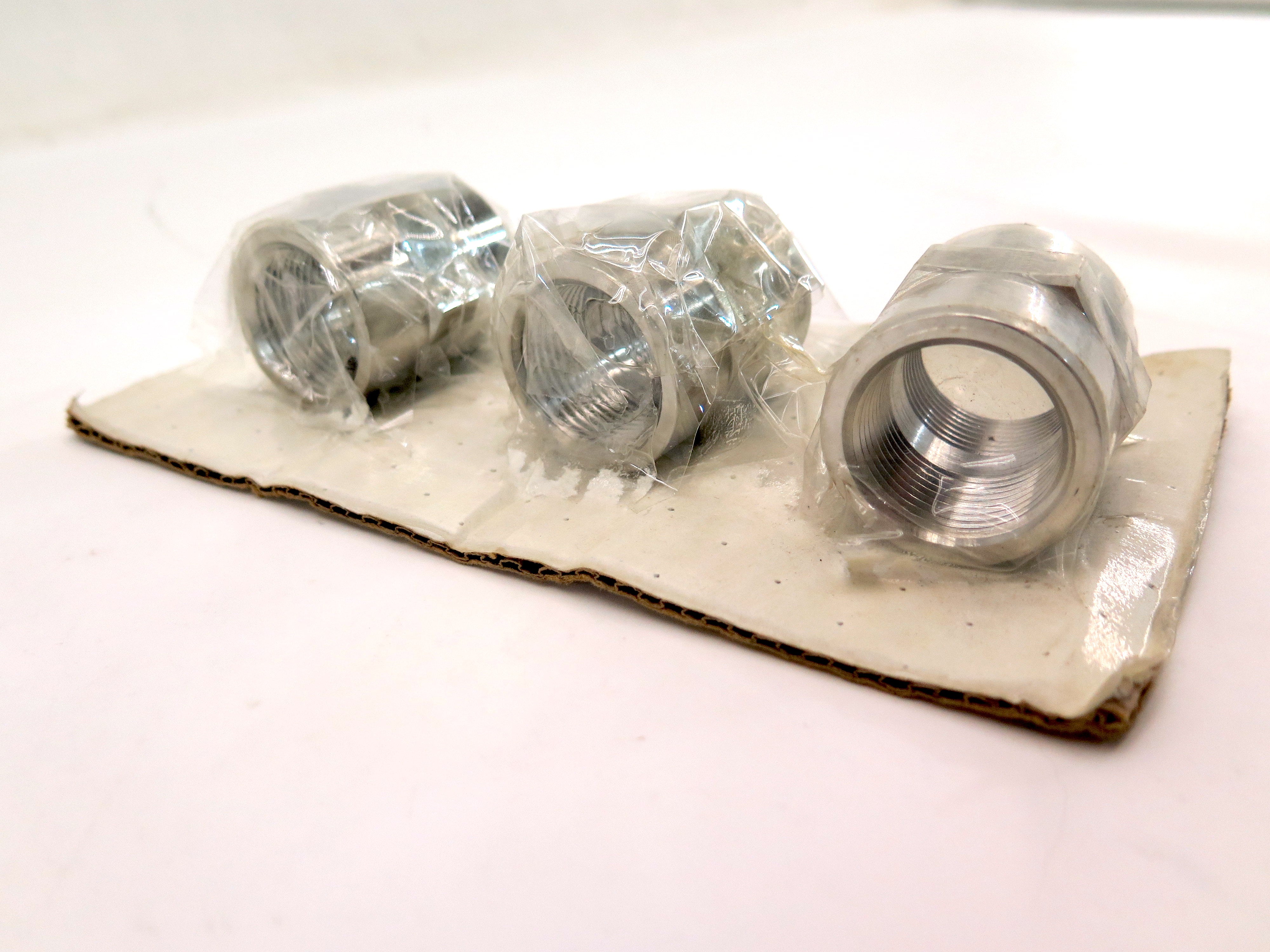 Parker 16-16FHC-SS 1" Female Hex Coupling LOT OF 3 - Advance Operations