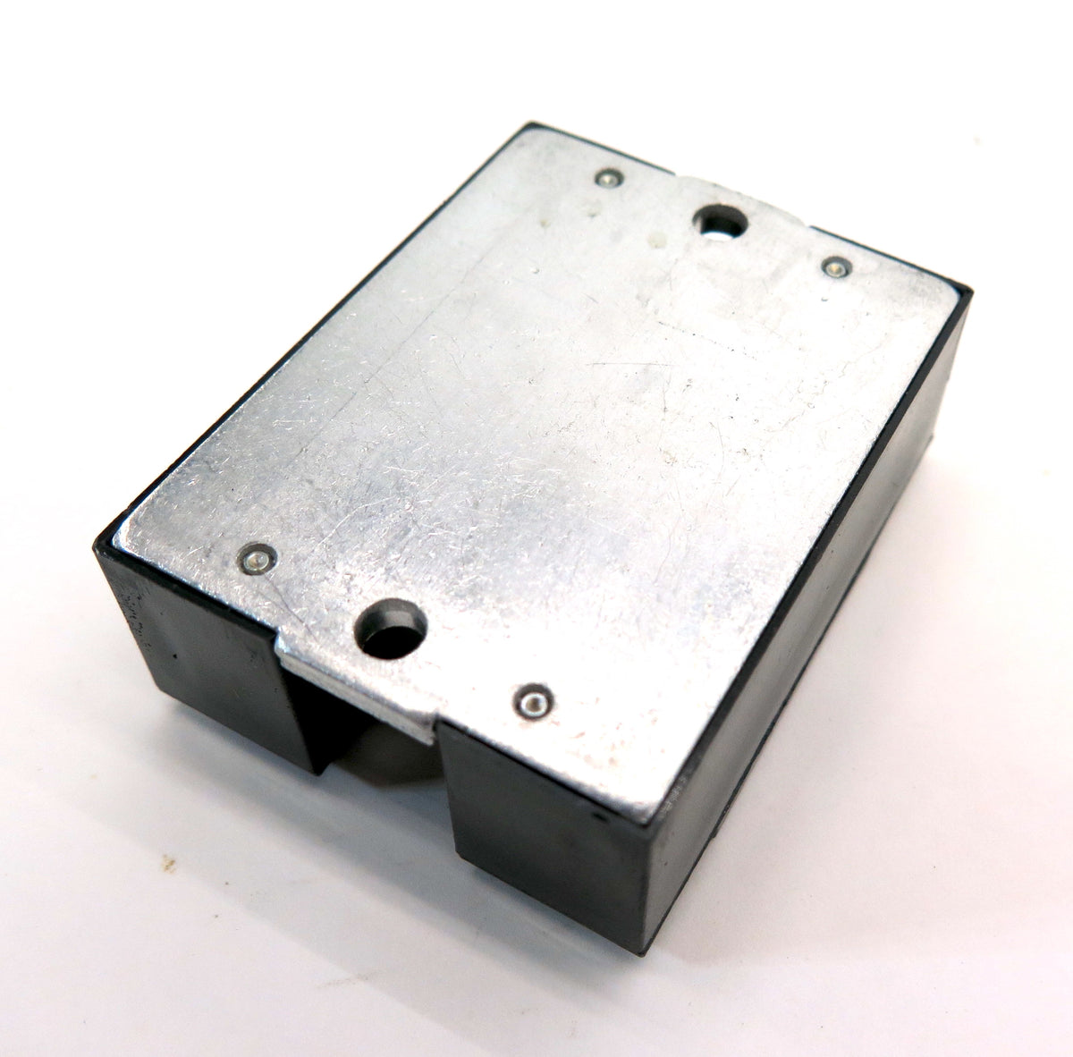 Crydom Solid State Relay D2402 Input 3-32V Output 240V 2.5A - Advance Operations