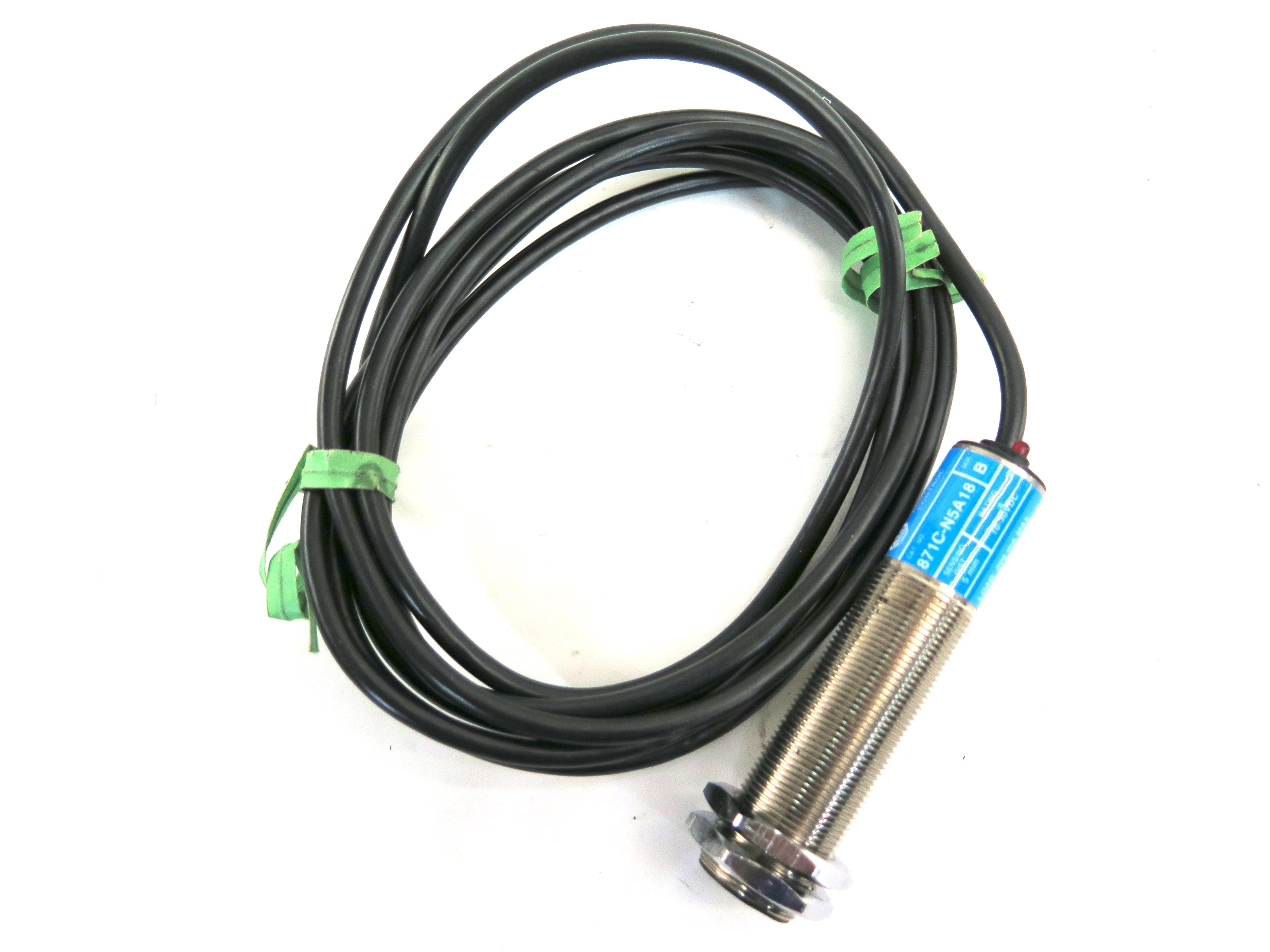 Allen-Bradley 871C-N5A18 Cylindrical Inductive Proximity Switch - Advance Operations
