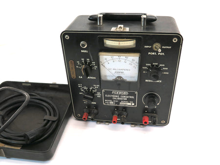 Foxboro Model 8121 Electronic Consotrol Calibrator 120 Vac - Advance Operations