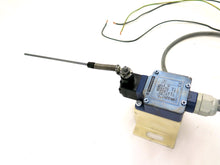 Load image into Gallery viewer, Telemecanique XCKL 240V 3A Limit Switch - Advance Operations
