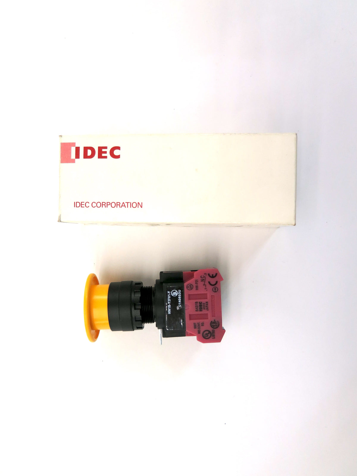 IDEC HW1B-Y2F01-Y Push Button Switches HW 40mm Push-Pull Yellow - Advance Operations