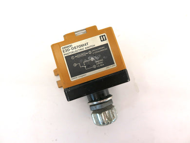 Omron E3D-DS70M4T Photoelectric Switch - Advance Operations