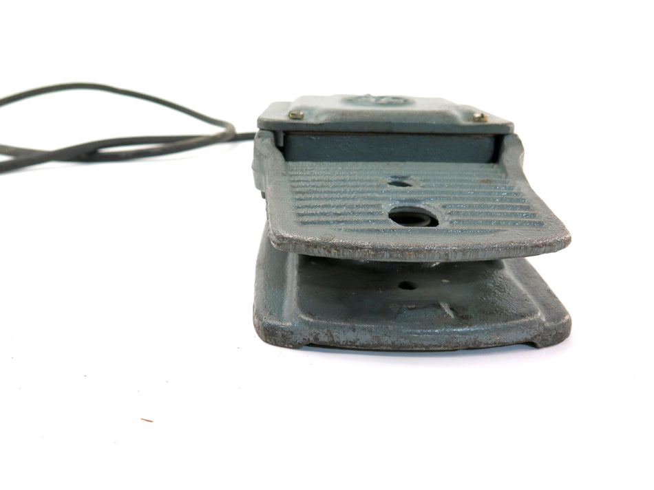General Electric CR 150A Foot Switch 600V. Max - Advance Operations