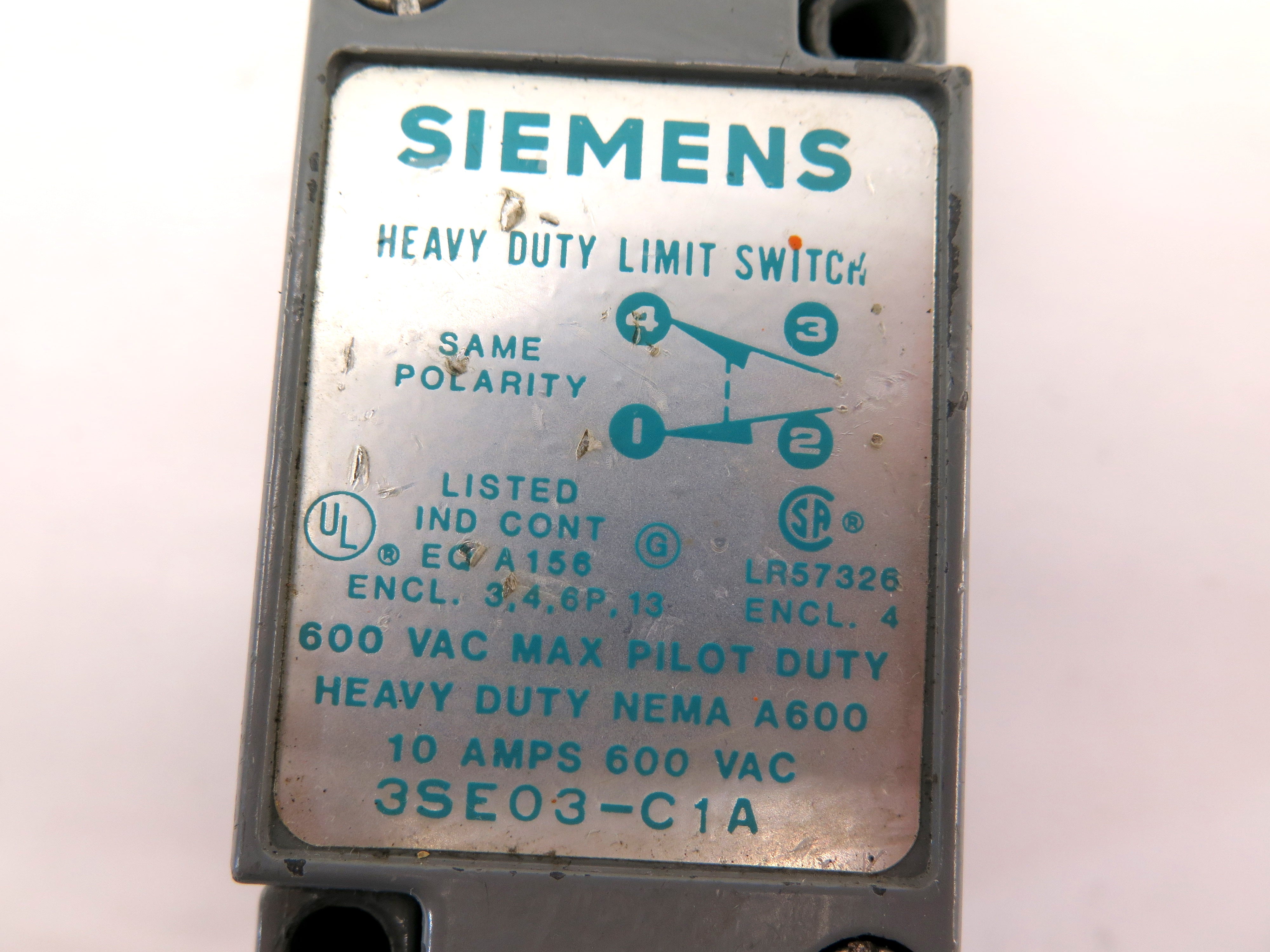 Siemens 3SE03-C1A Heavy Duty Limit Switch - Advance Operations