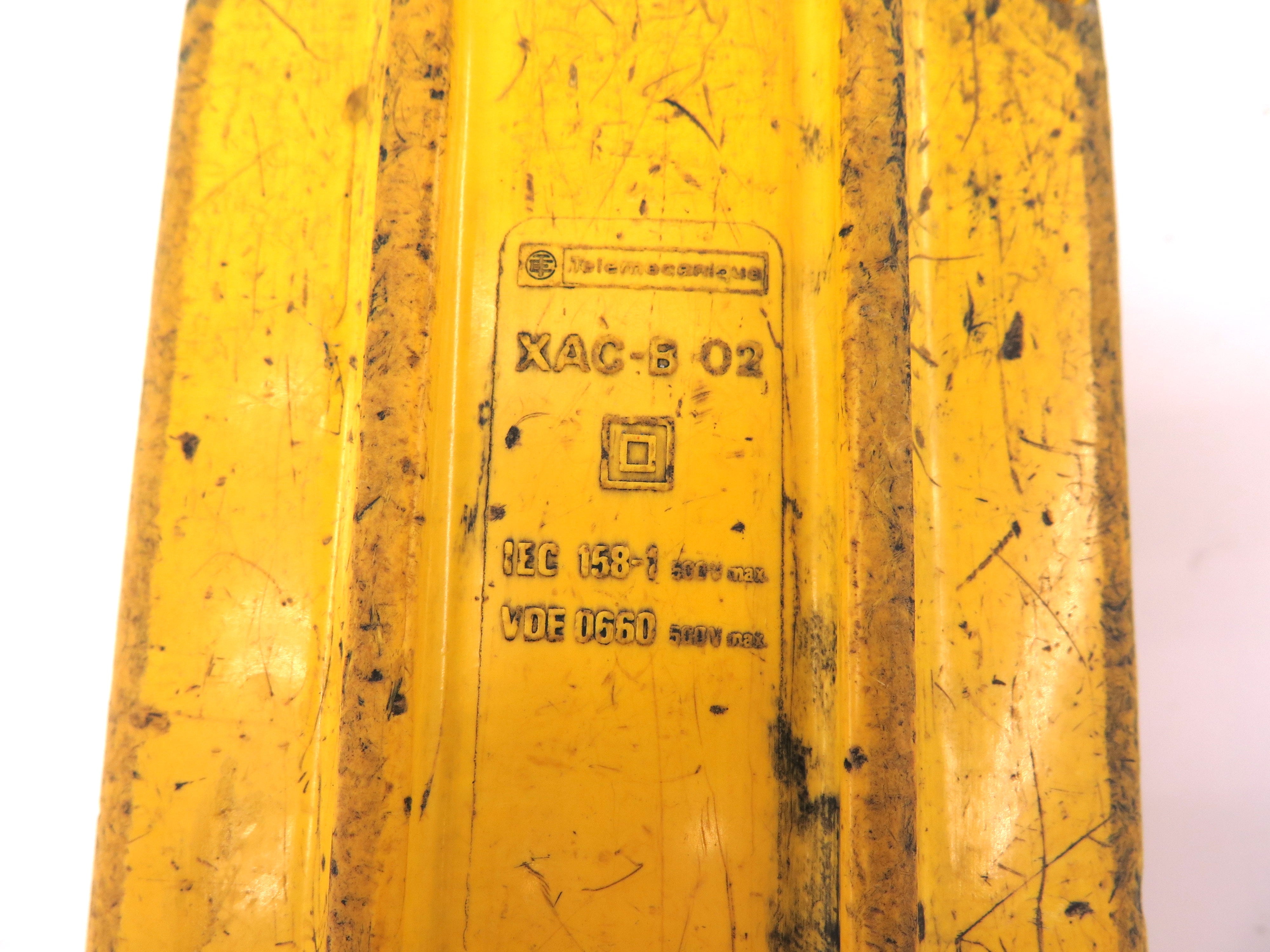 Telemecanique XAC-B-02 Pendant Control Box Unit - Advance Operations