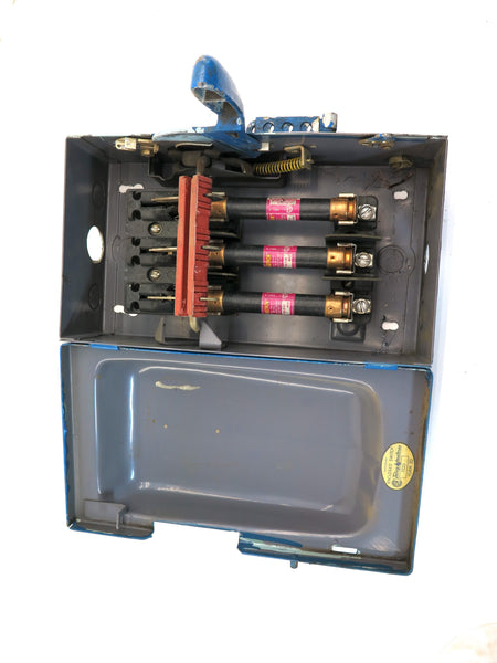 Square D A85341 Fusible Disconnect Switch 600Vac 30A - Advance Operations