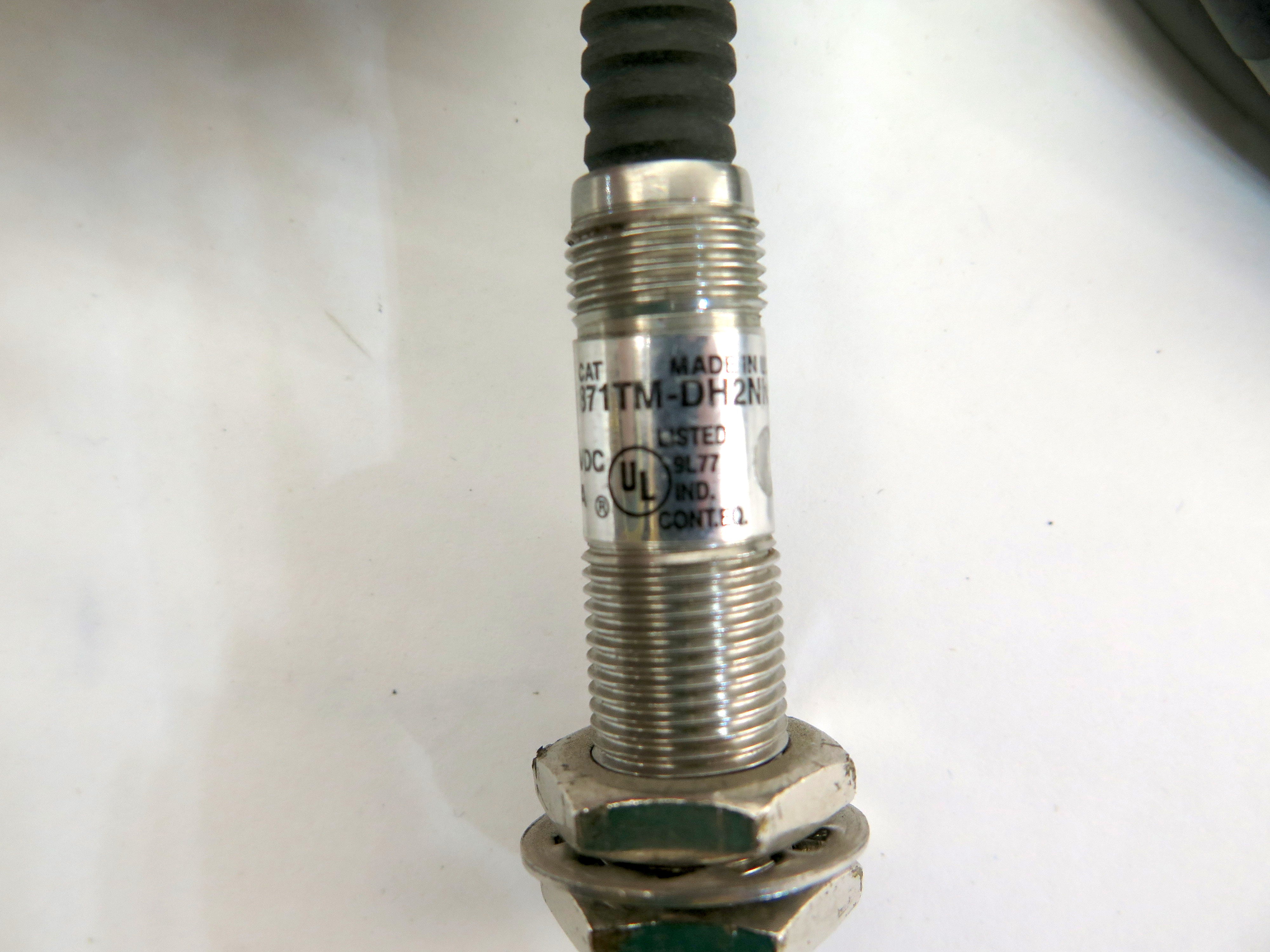Allen-Bradley 871TM-DH2NN12-A2 Inductive Proximity Sensor Series A - Advance Operations