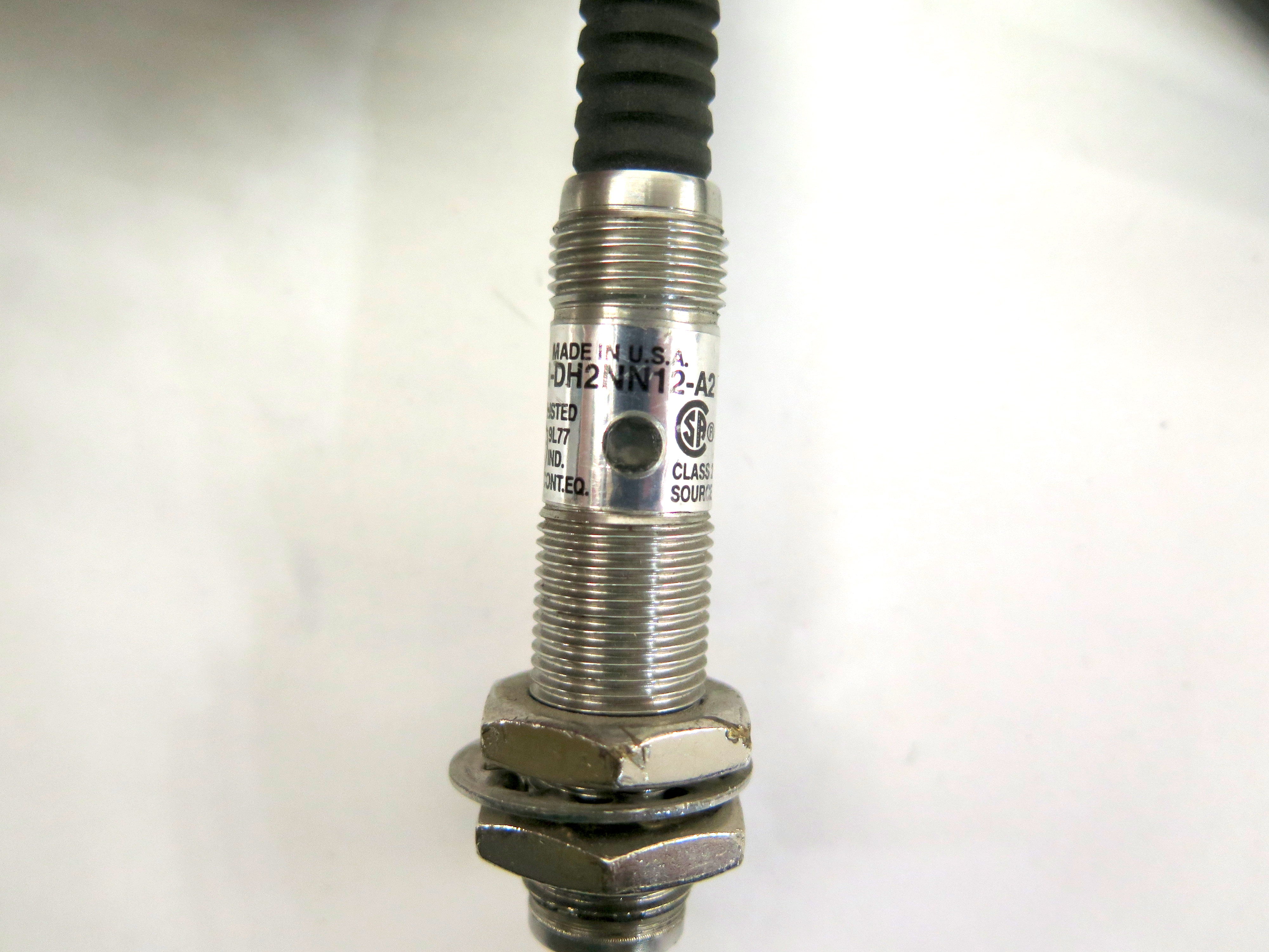 Allen-Bradley 871TM-DH2NN12-A2 Inductive Proximity Sensor Series A - Advance Operations