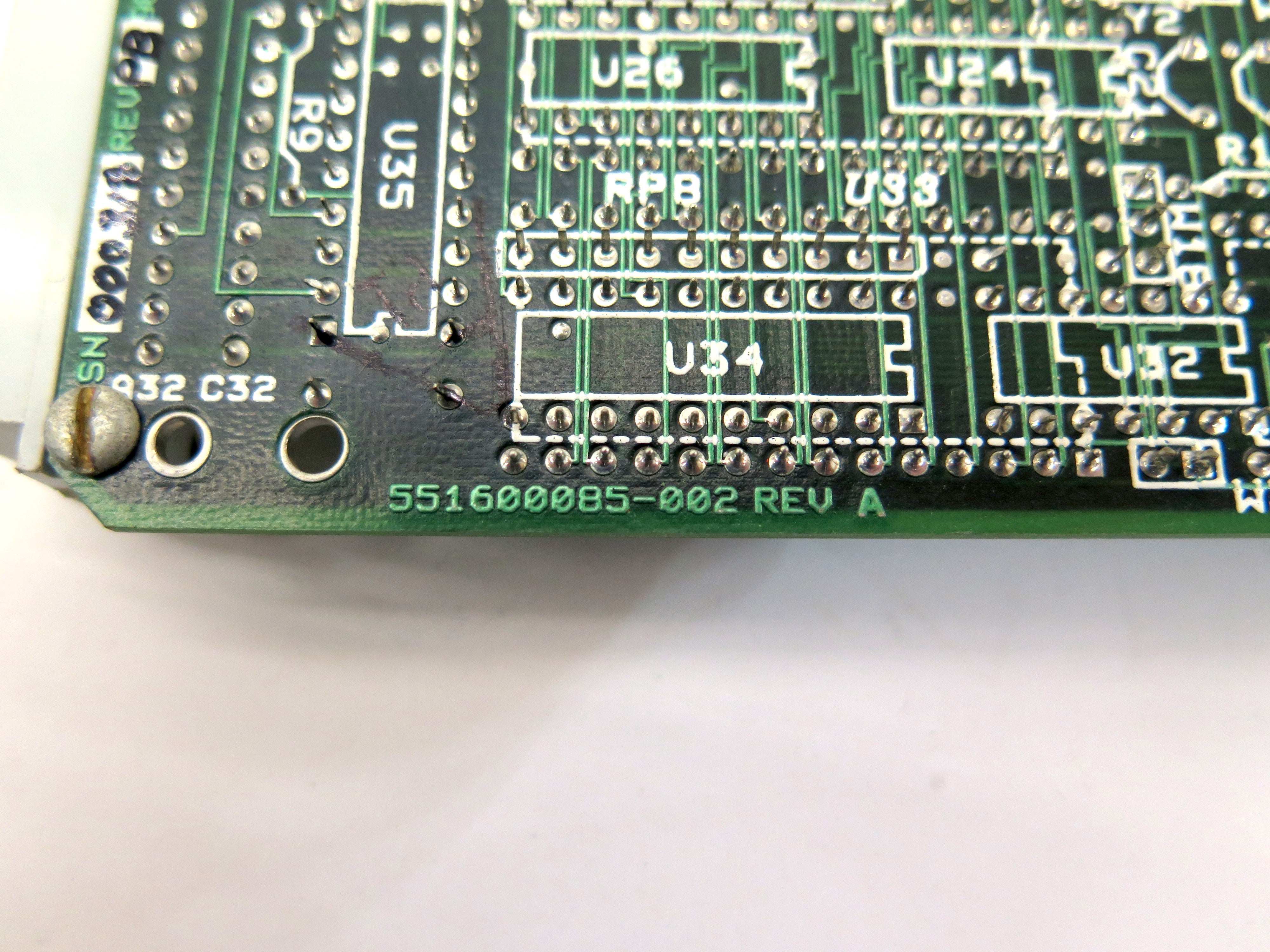 551600085-002 Rev. A Communication Board - Advance Operations