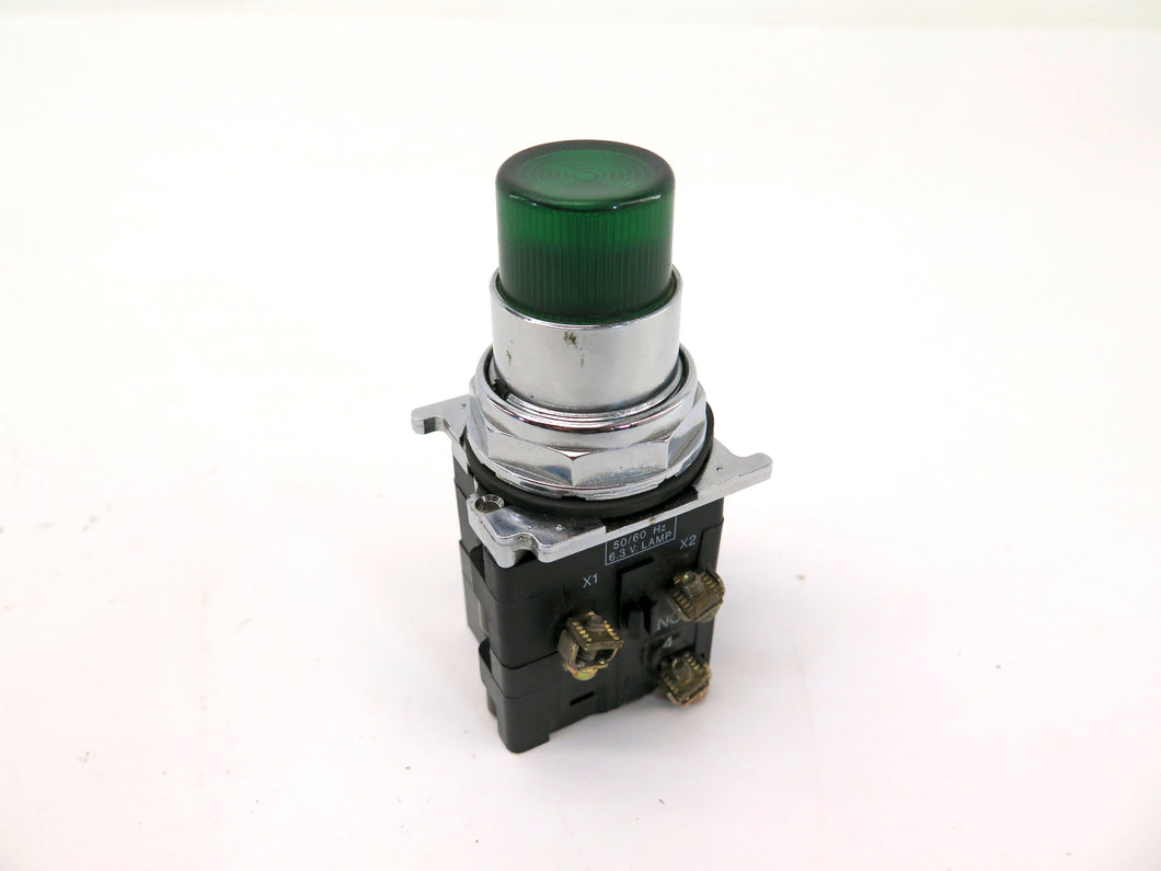 Cutler-Hammer 10250t/91000t Green Light 120V Push Button & Contact Block - Advance Operations