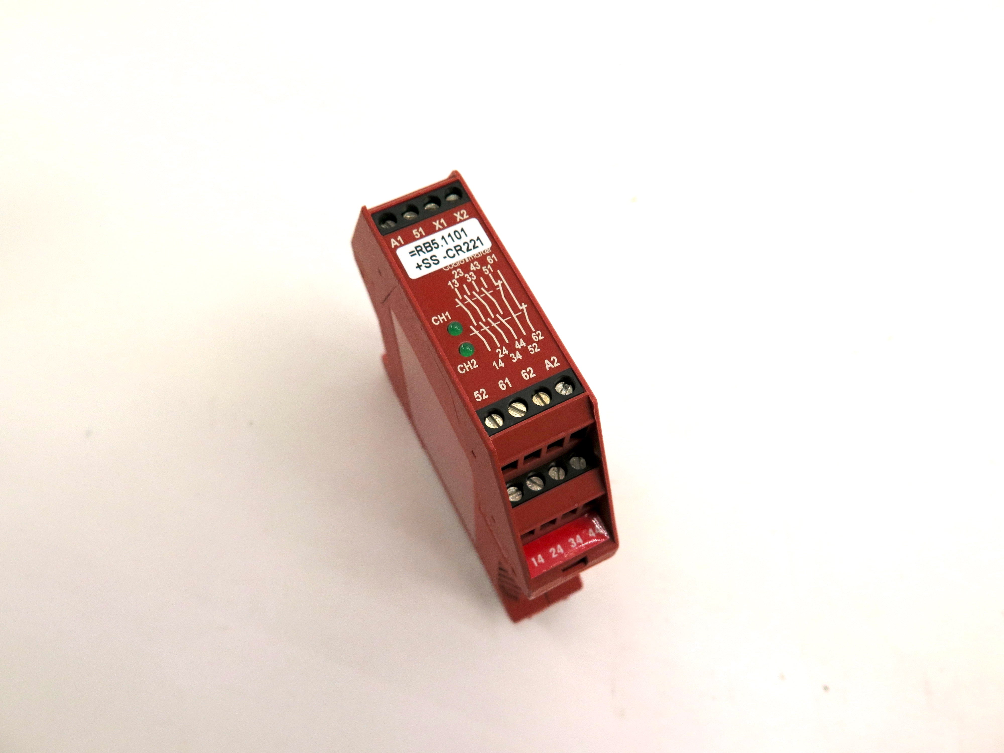 NEW ALLEN BRADLEY 440R-N23132 SAFETY RELAY SER.C 440RN23132