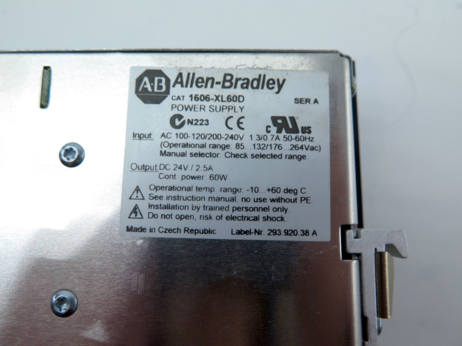 Allen-Bradley 1606-XL60D Power Supply Input : 100-240Vac Ouput : 24Vdc