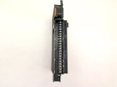 Allen-Bradley 1771-OAD/B 12 To 120Vac AC Output Module - Advance Operations