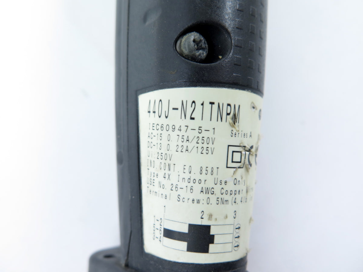 Allen-Bradley 440J-N21TNPM Guardmaster Switch 125-250Vac Joystick - Advance Operations
