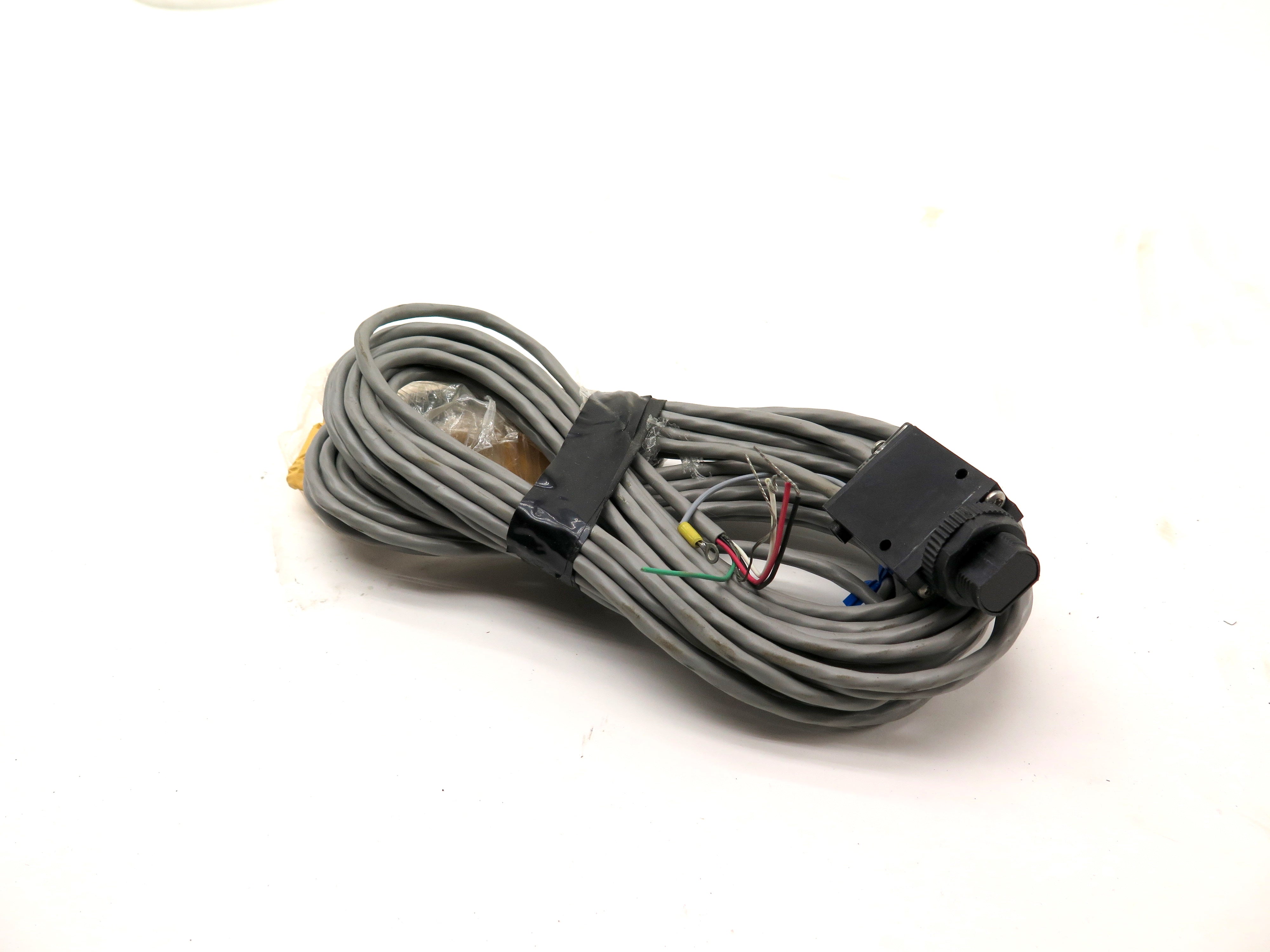 Nordson 131475B Photoelectric Sensor 150mA 10-30Vdc 15 FT Cable - Advance Operations