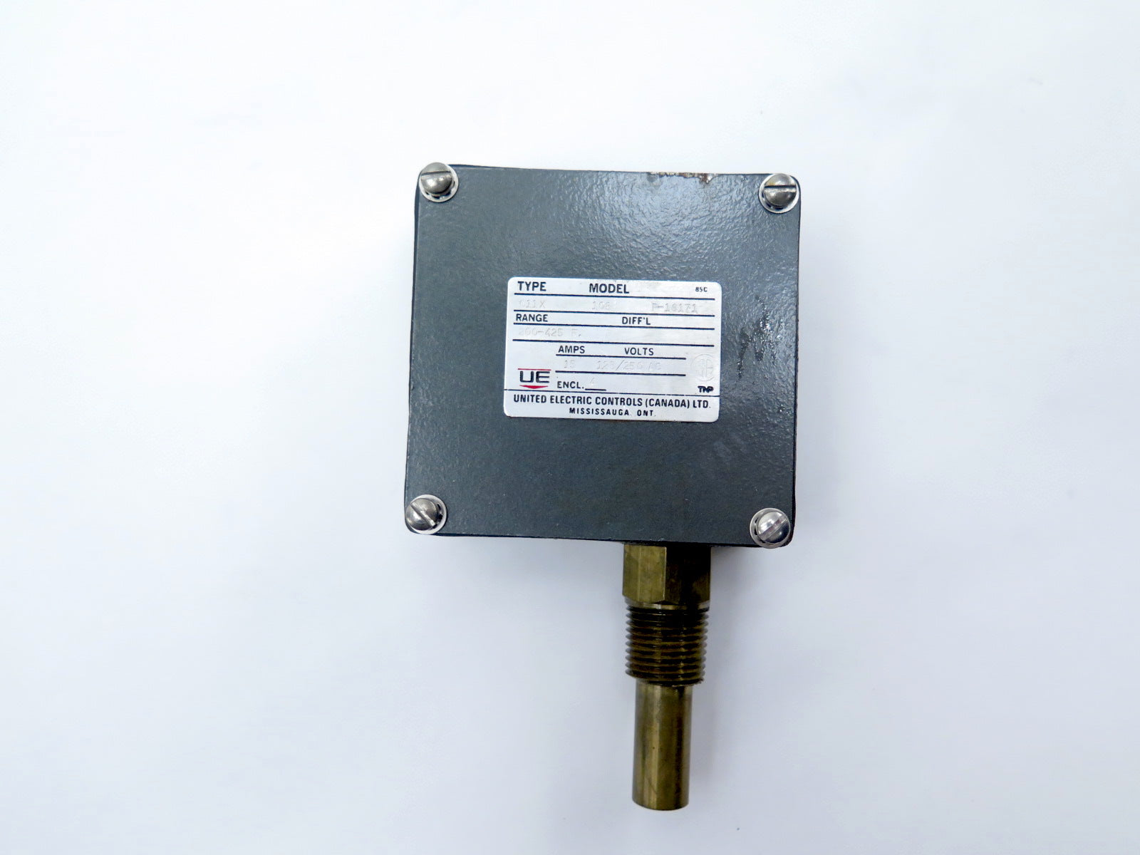 United Electric Model: 108 P-16171 Type: C11X Temperature Switch - Advance Operations