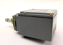 Load image into Gallery viewer, Square D GAW-4 Pressure Switch - Advance Operations
