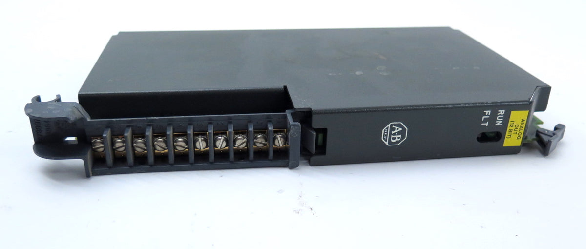 Allen-Bradley 1771-0FE2 B Analog Output Module - Advance Operations