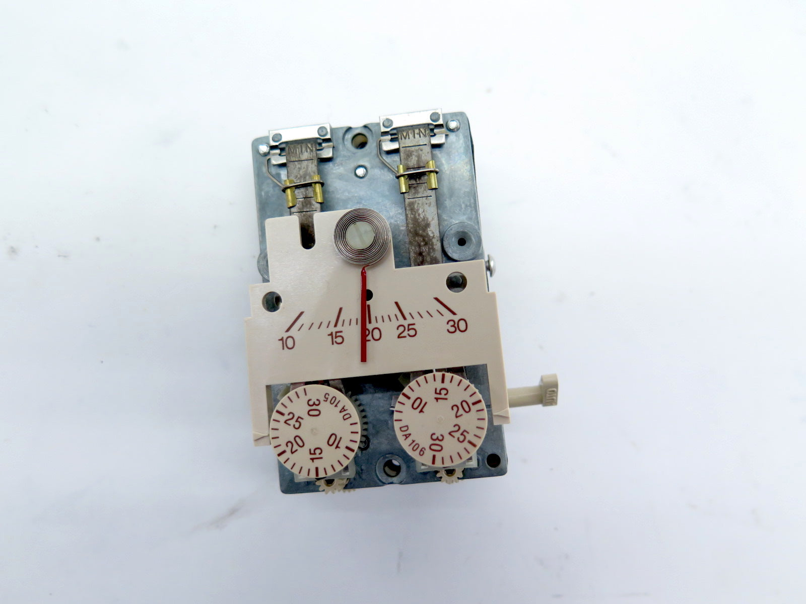 Siemens 192-224 Powers Controls Pneumatic Room Thermostat NO WALLPLATE - Advance Operations