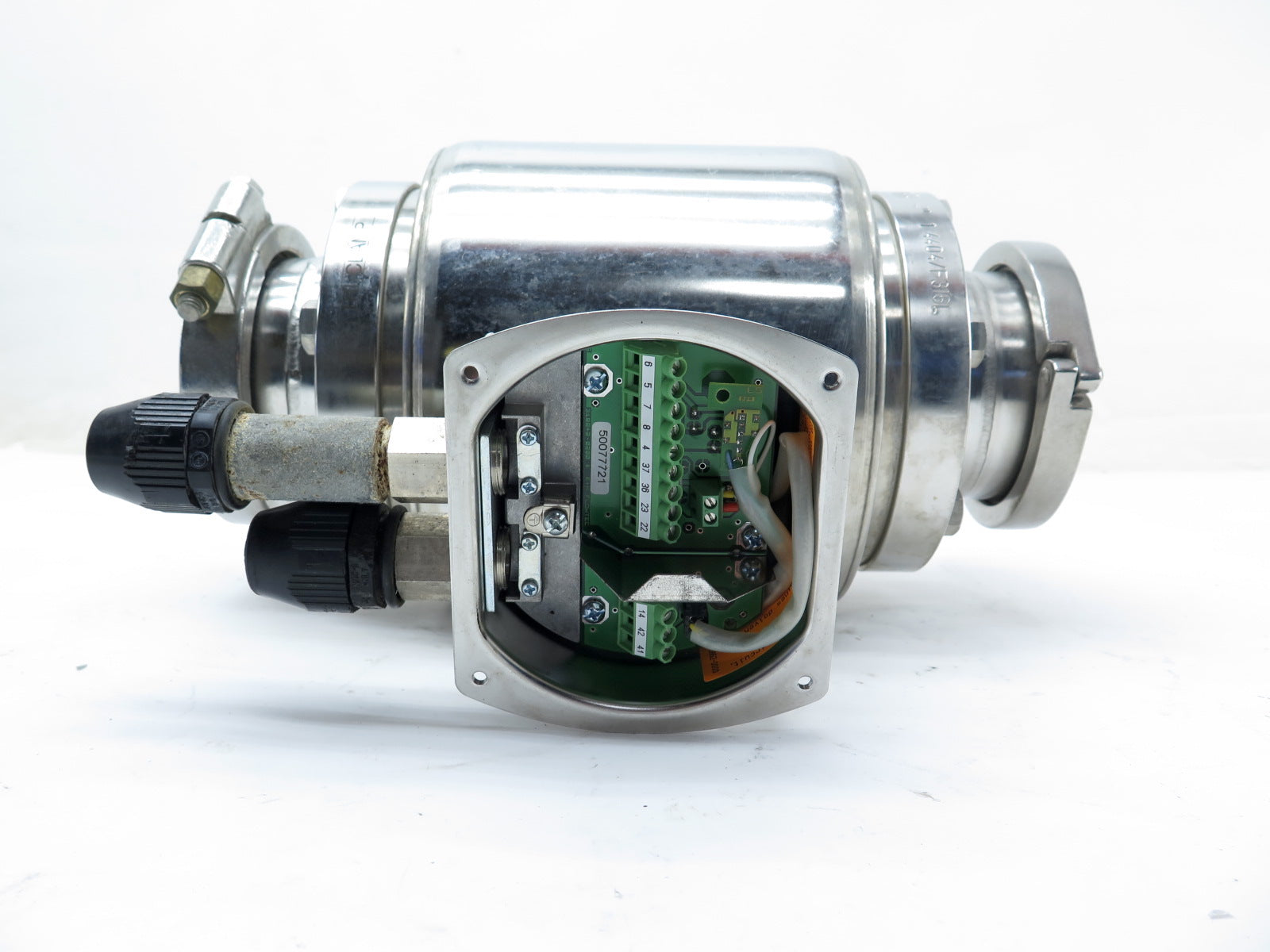 Endress + Hauser 33HP1H-FCAFC51F21A Promag H 4.0" Tri-Clamp Flow Meter - Advance Operations
