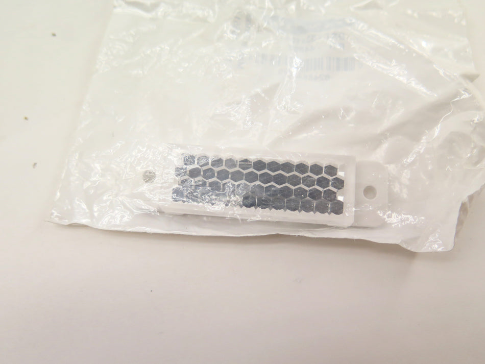 Banner 44996 Reflector BRT-53X19A - Advance Operations