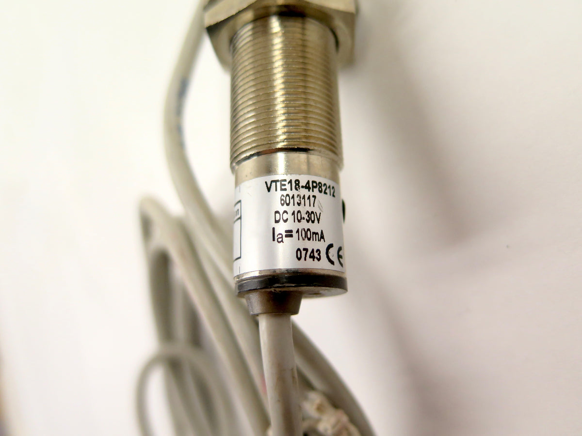 Sick VTE18-4P8212 Proximity Sensor - Advance Operations