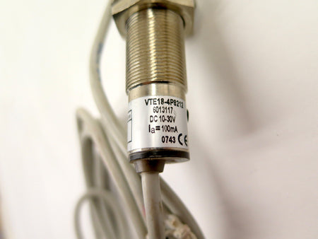 Sick VTE18-4P8212 Proximity Sensor - Advance Operations