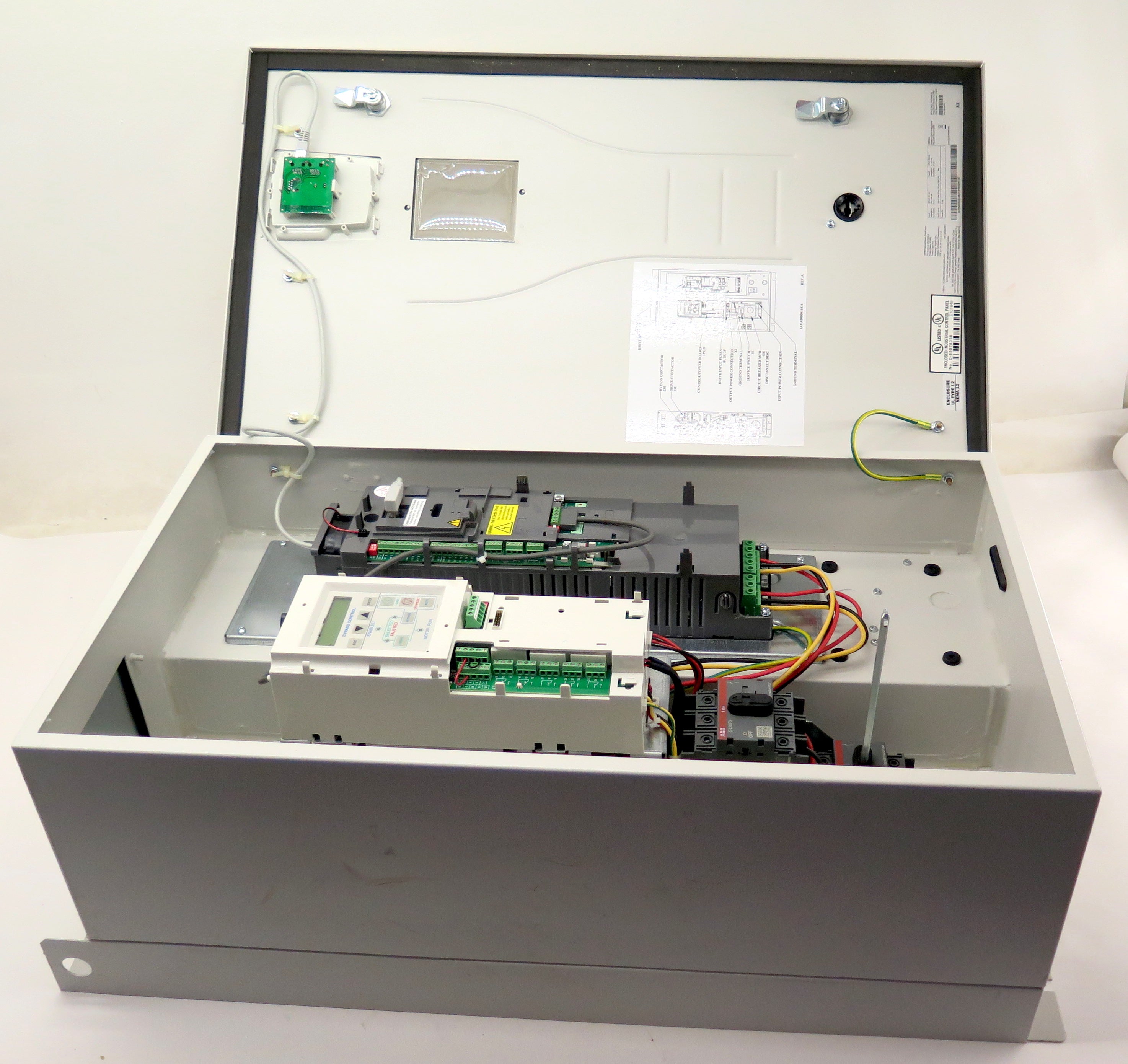 ABB ACH550-BDR-06A1-6+B055+F267 HVAC AC Drive 500-600Vac 5HP - Advance Operations