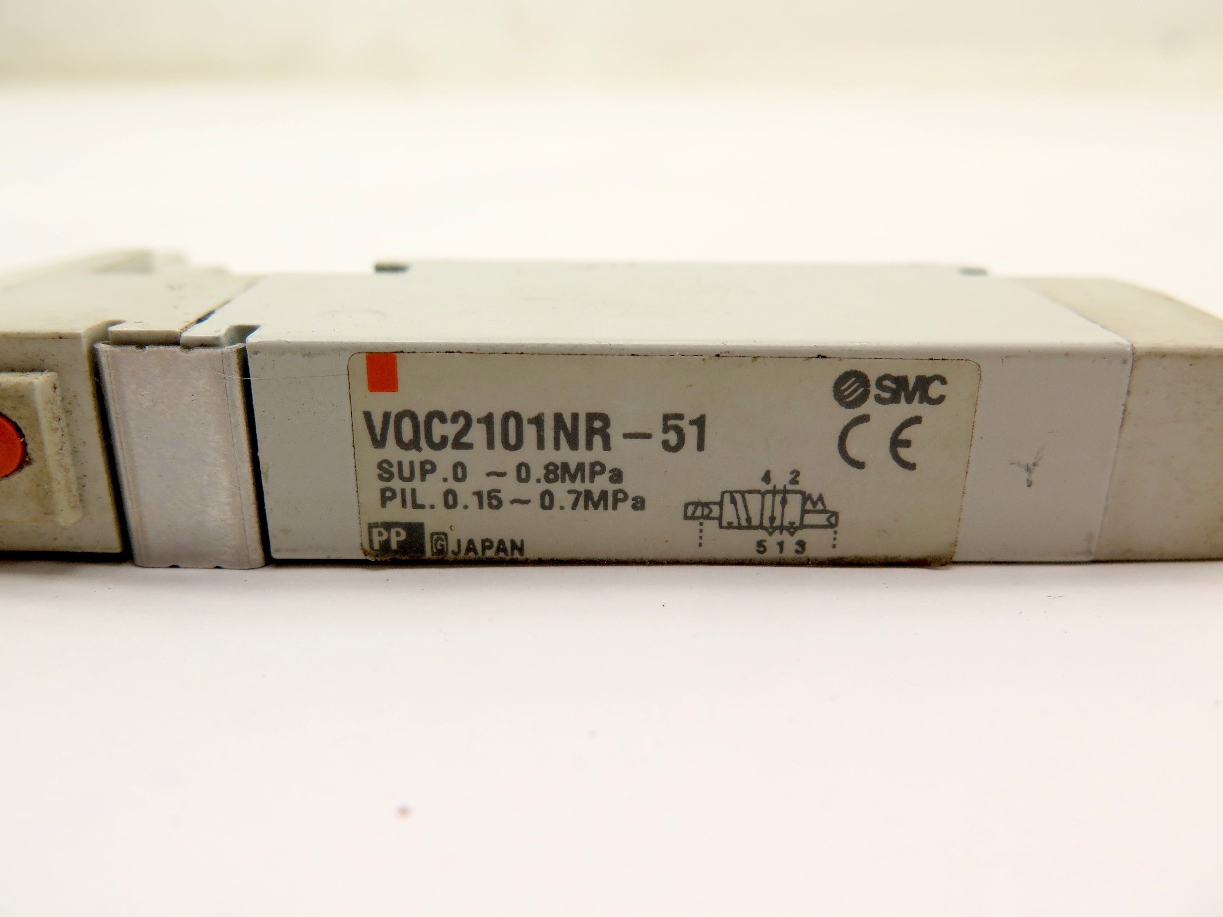 SMC VQC2101NR-51 Solenoid Valve Plug-In - Advance Operations