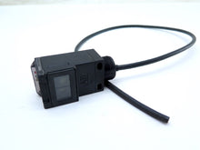 Load image into Gallery viewer, Allen-Bradley 42GRU-92L2 Photoswitch Switch - Advance Operations
