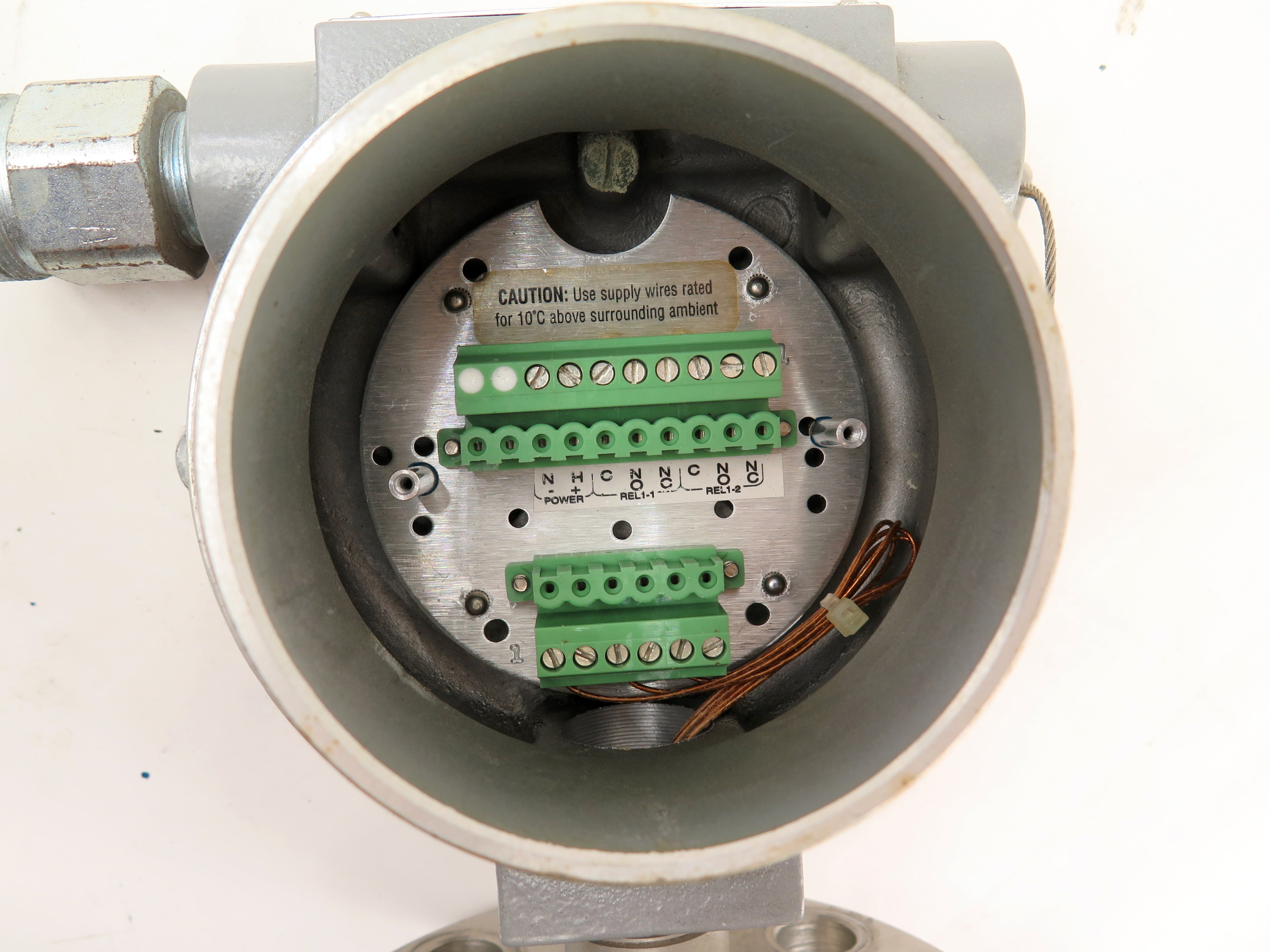 Delta Microtuf F42CS-SPL-S6-6.00-110-LE-TG Mass Flow Switch 3000PSI - Advance Operations