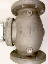 Load image into Gallery viewer, Honeywell V5055A 1228 4&quot; Flanged Industrial Gas Valve &amp; V4055B 1039 Actuator - Advance Operations
