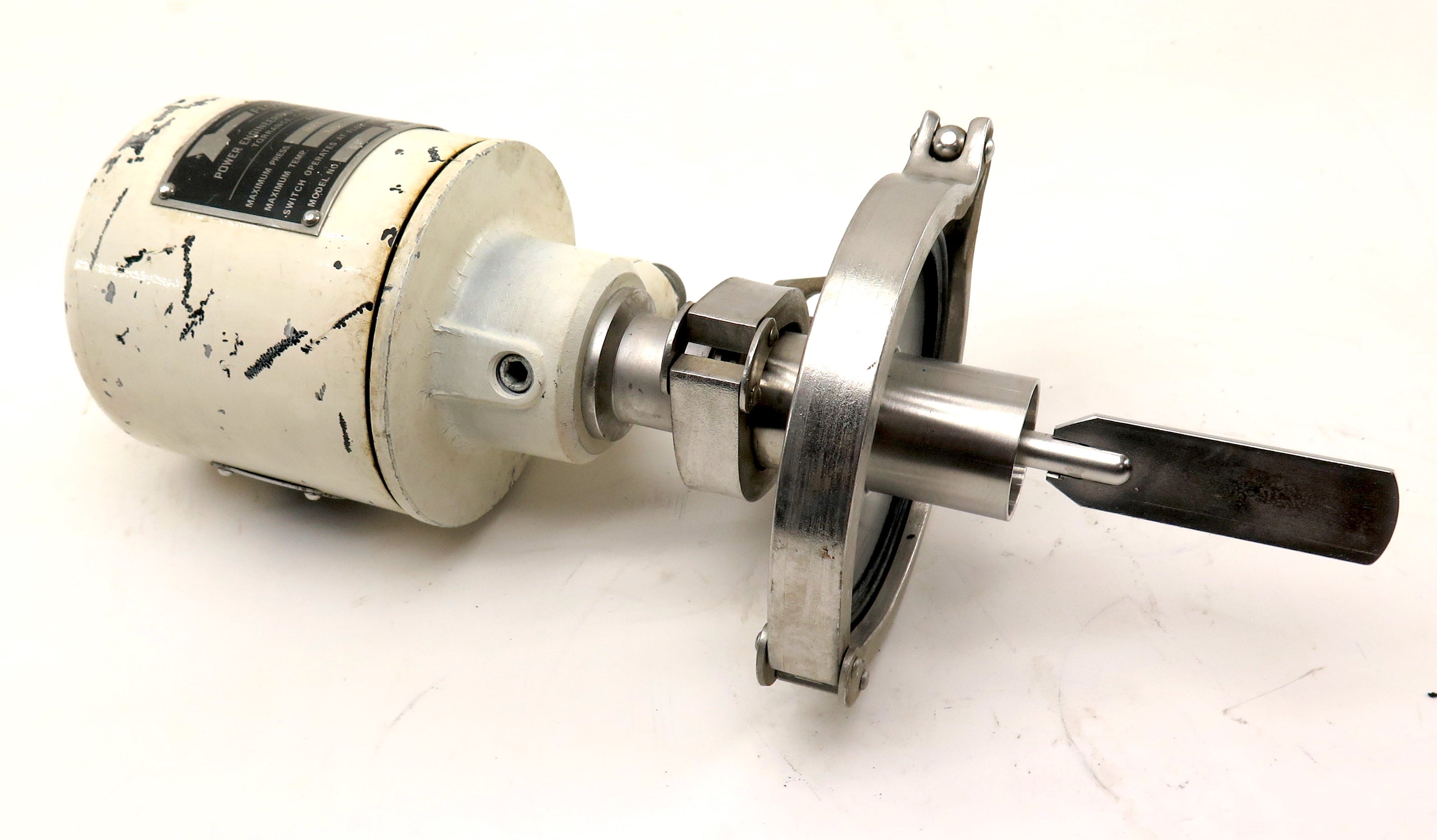 Peeco / Power Engineering & Equipment Co Model: EP / 7345-D-2 Flow Switch - Advance Operations