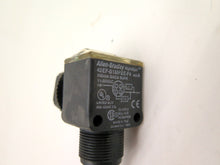 Load image into Gallery viewer, Allen-Bradley 42EF-B1MPBE-F4 PhotoSwitch / Photoelectric Sensor - Advance Operations
