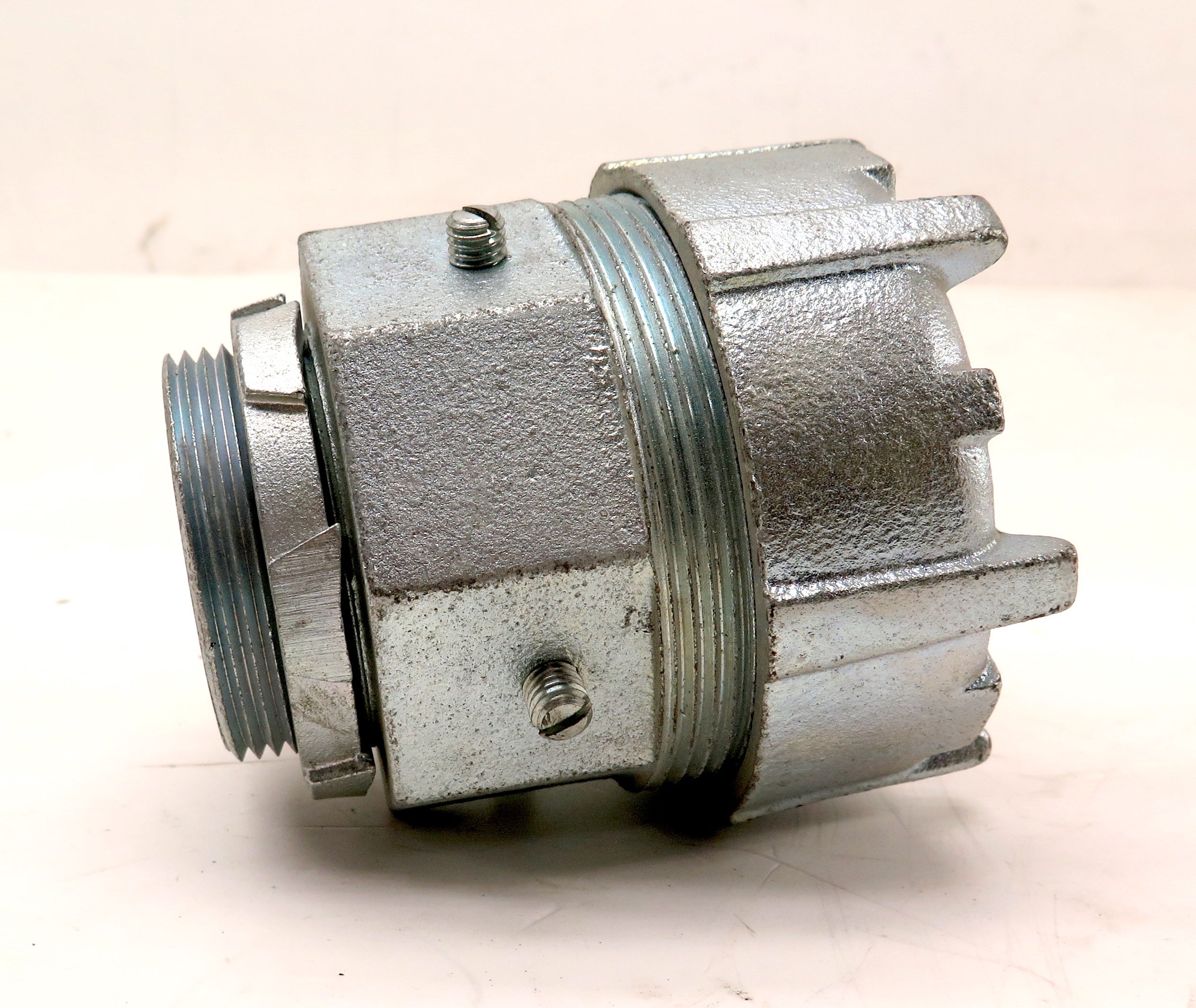 Thomas & Betts 3" Liquid Tight Connector - Advance Operations