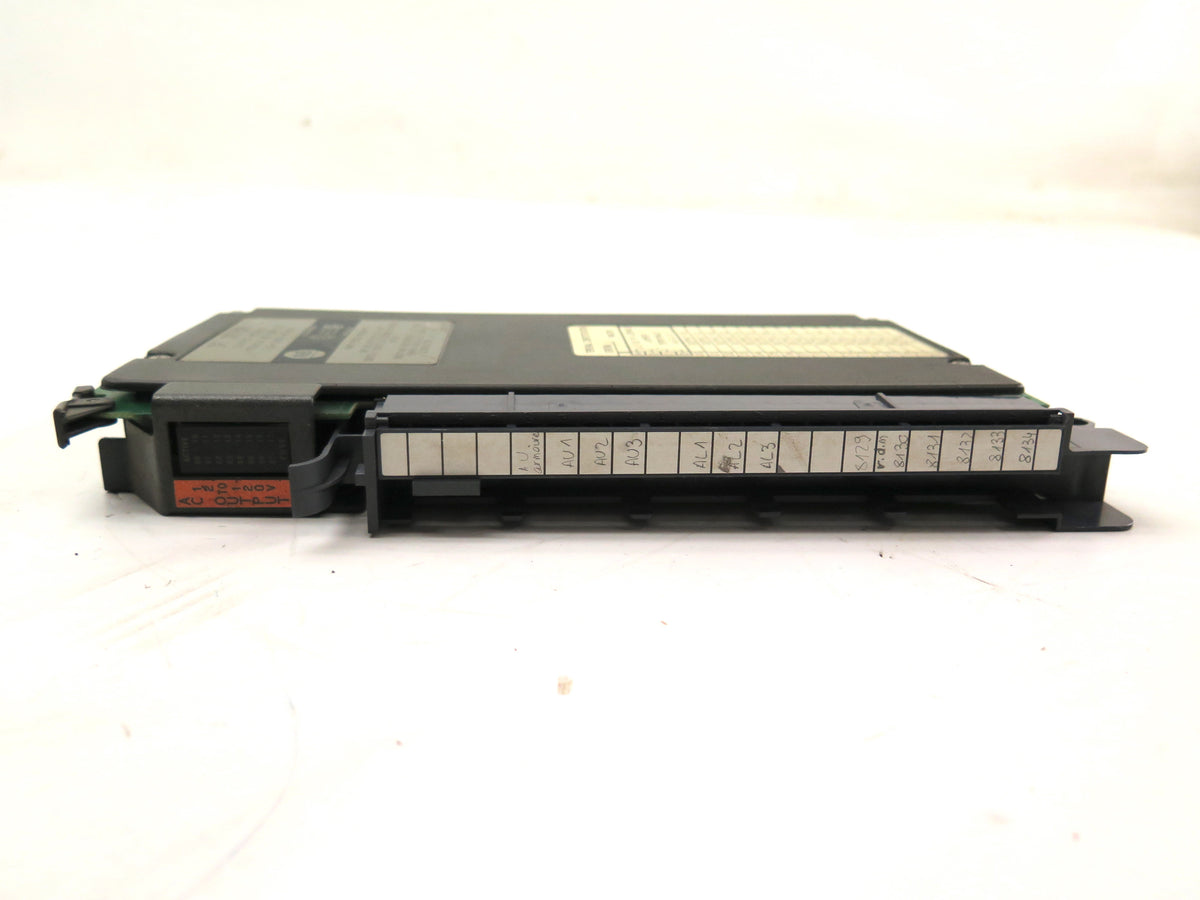 Allen-Bradley 1771-OAD Output Module 12-120V AC LOT OF 2 - Advance Operations