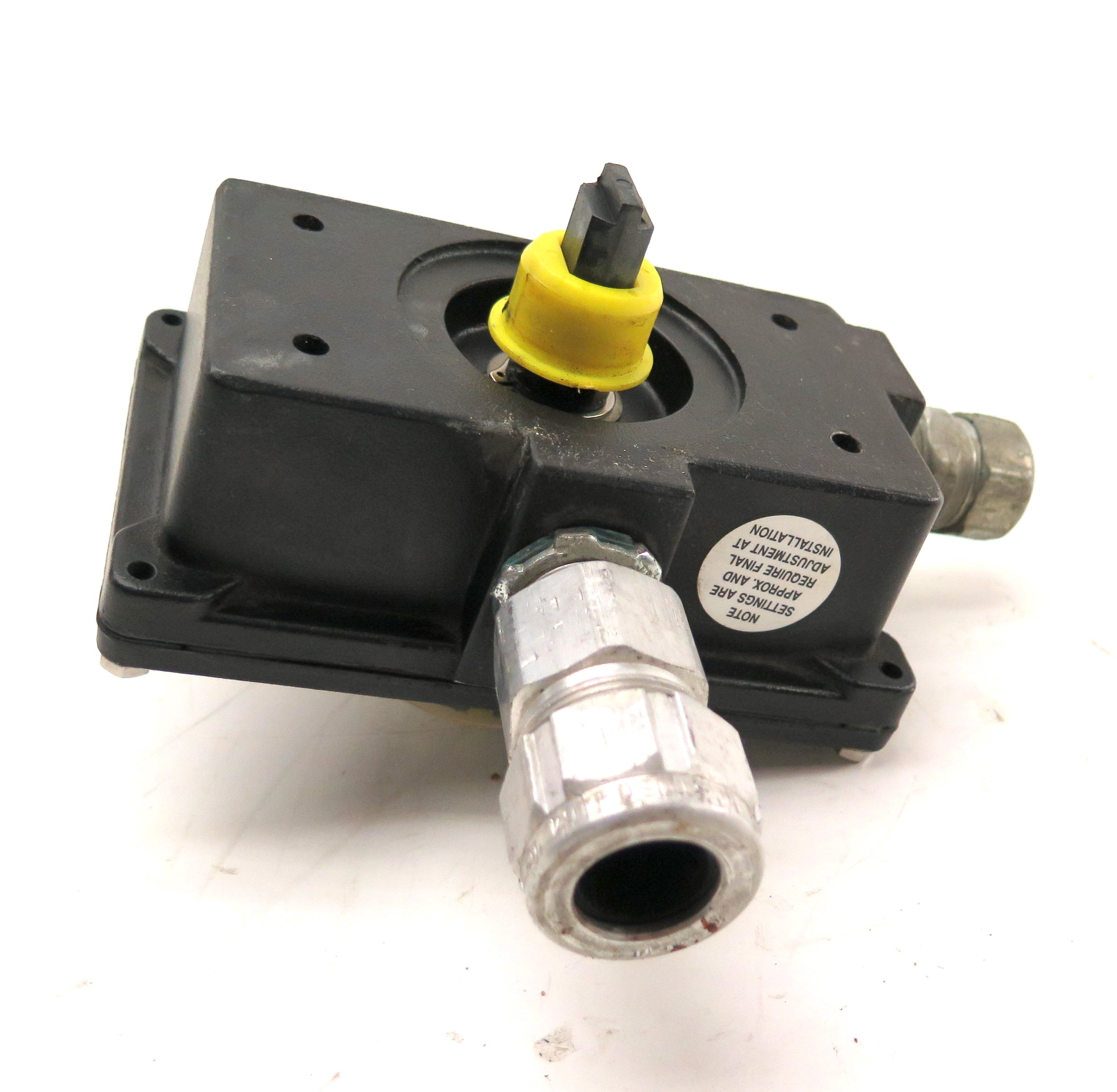 Keystone / Tyco LP-0A201AN00-CSA Valve Positioner Indicator Switch - Advance Operations