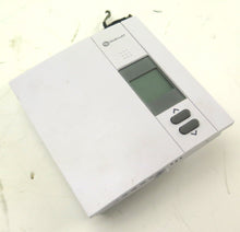 Load image into Gallery viewer, Ouellet 0TH500 120/208/240Vac 4000W Max Thermostat - Advance Operations
